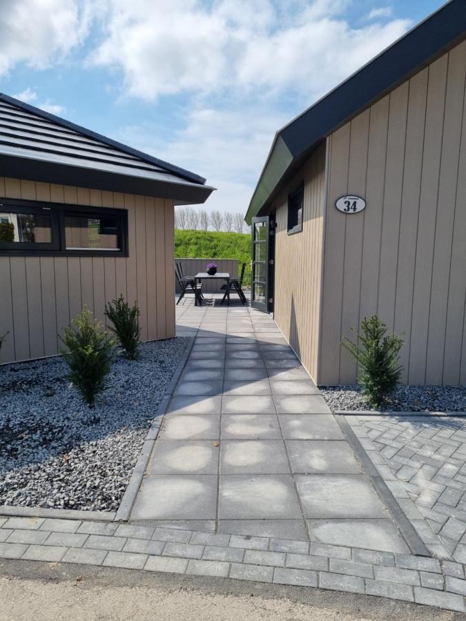 Chalet Met Sauna En Airconditioning Sint Annaland Exteriör bild