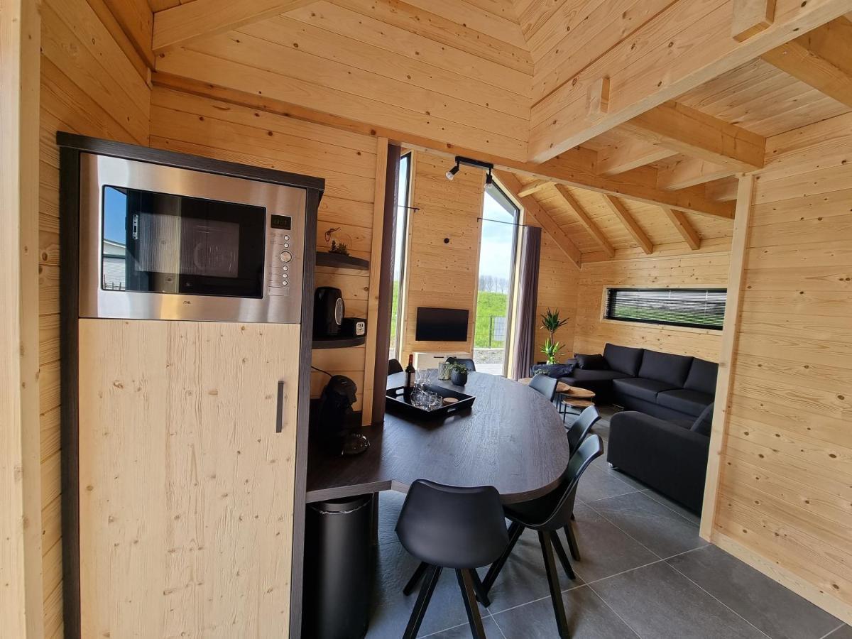 Chalet Met Sauna En Airconditioning Sint Annaland Exteriör bild