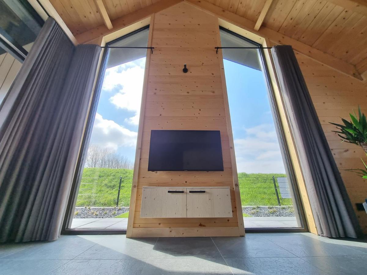 Chalet Met Sauna En Airconditioning Sint Annaland Exteriör bild