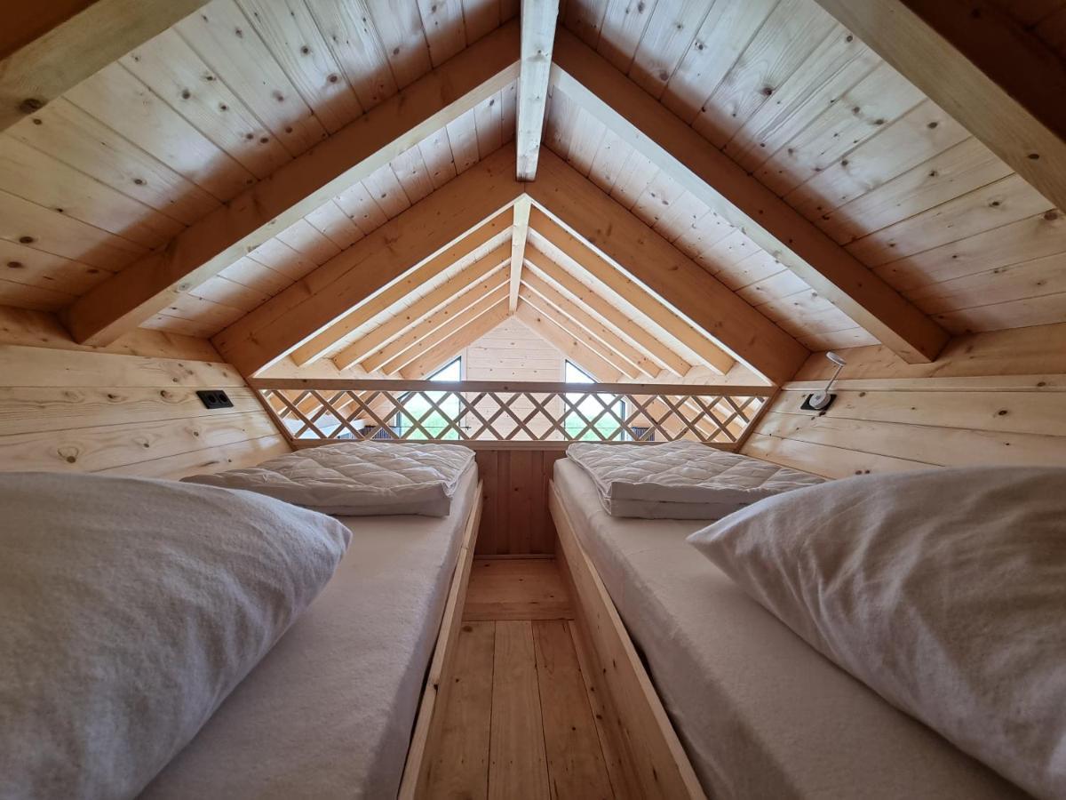 Chalet Met Sauna En Airconditioning Sint Annaland Exteriör bild